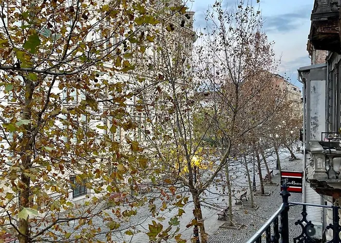 Old Town Jacuzzi Apartament Bucureşti