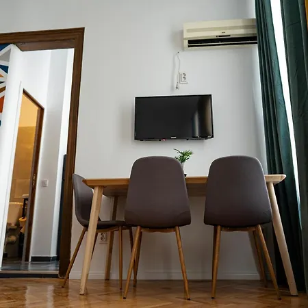 Old Town Jacuzzi Appartement